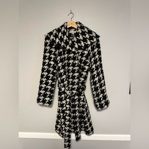 🖤 elegant Harve Bernard 50% wool Pea Coat